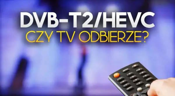 DVB-T2/HEVC: czy Twój telewizor odbierze nowy sygnał? Pilot w dłoni sugeruje zmianę kanałów.
